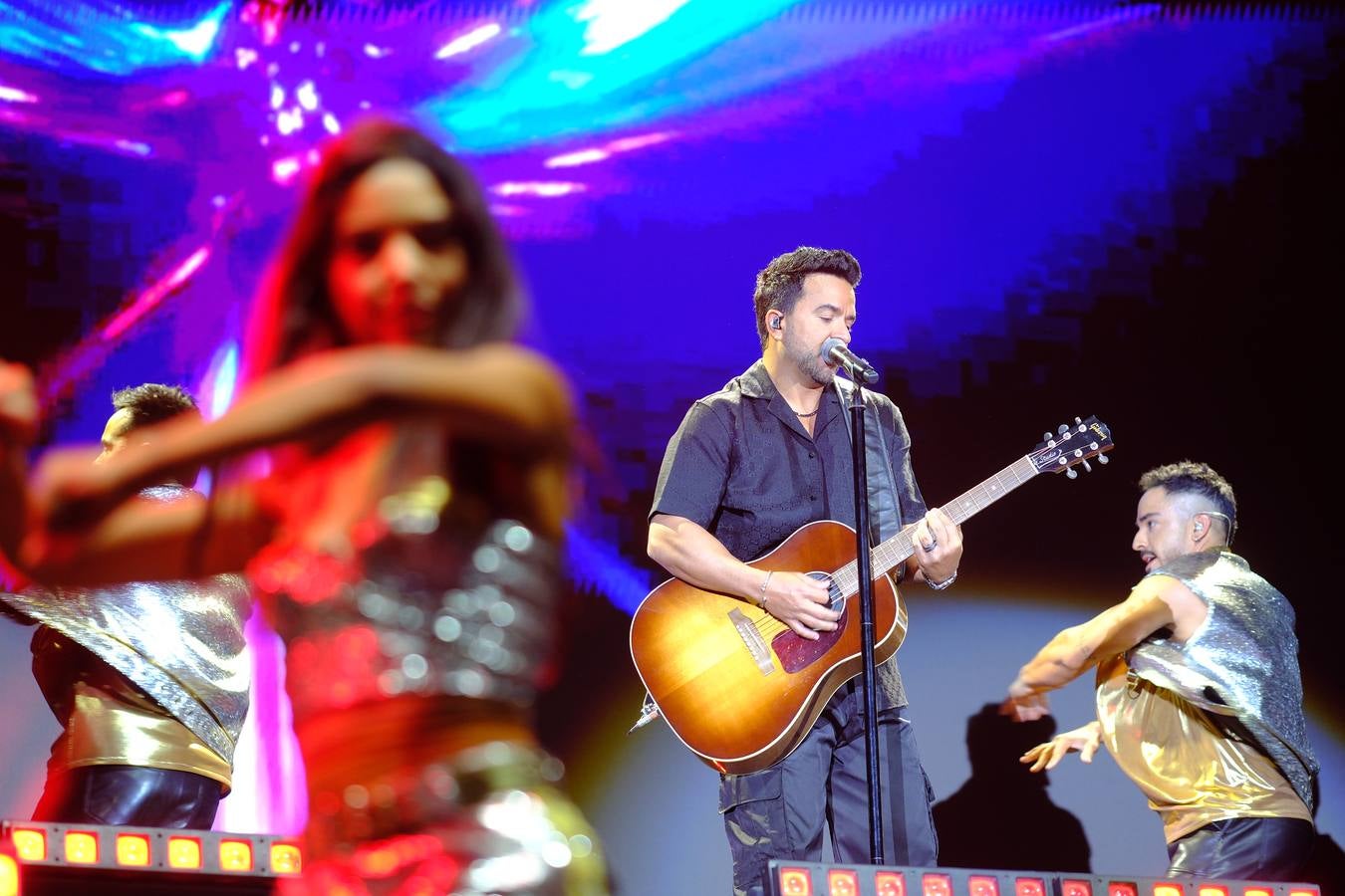 Luis Fonsi sintió el cariño del público de Jerez durante todo el concierto
