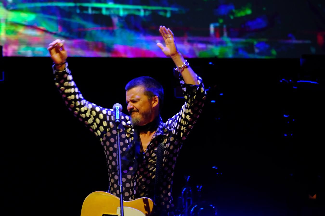 El músico ha repasado en el Tío Pepe Festival sus grandes éxitos