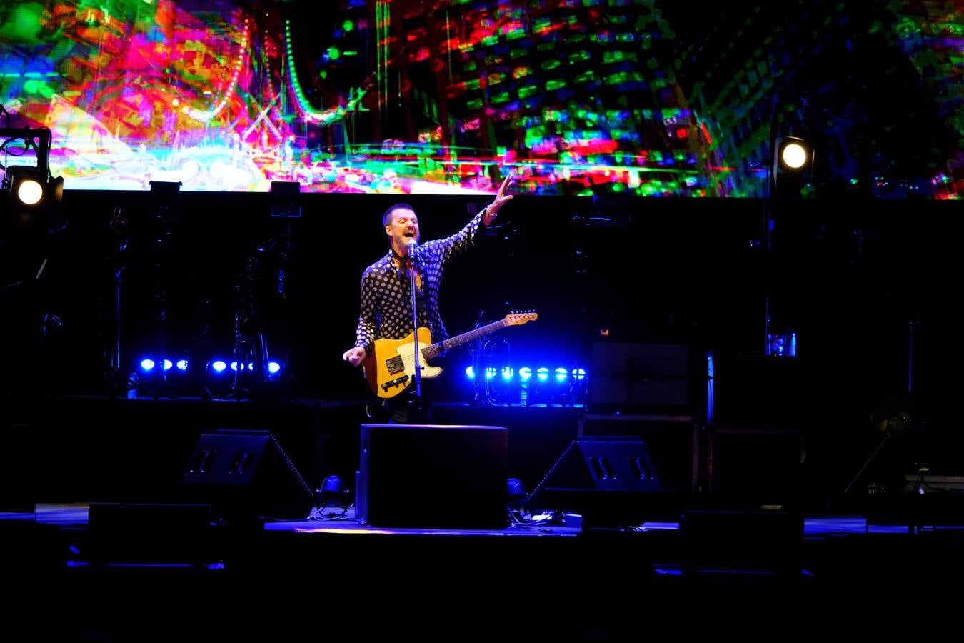 El músico ha repasado en el Tío Pepe Festival sus grandes éxitos