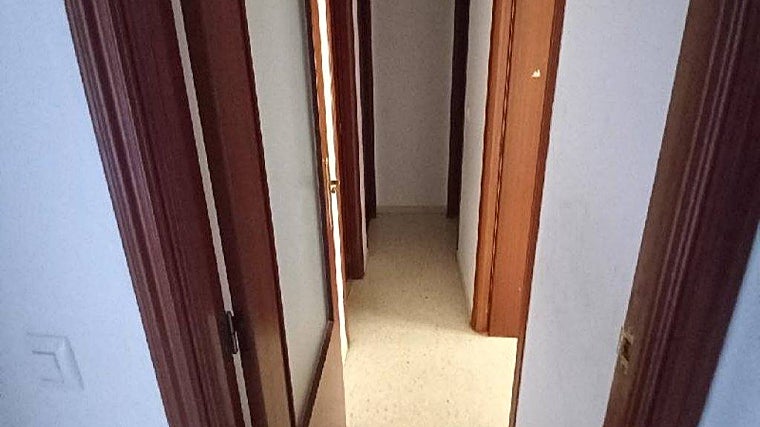 Imagen exterior donde está ubicado el piso que vende Caixabank