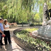 Visita a la glorieta de Bécquer tras la restauración