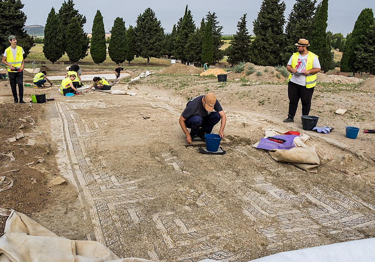 Excavaciones en el Conjunto Arqueológico deI Itálica