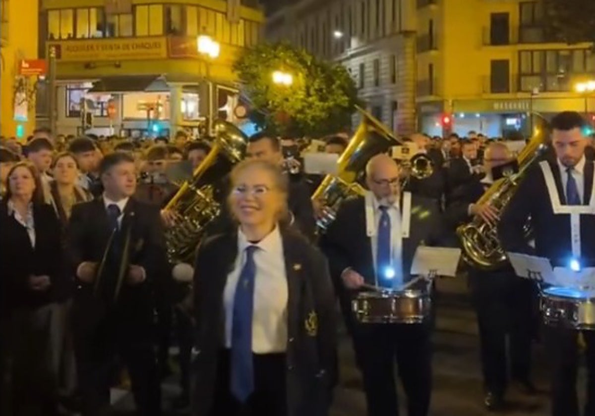 María del Mar Tristán dirigiendo la Banda del Maestro Tejera