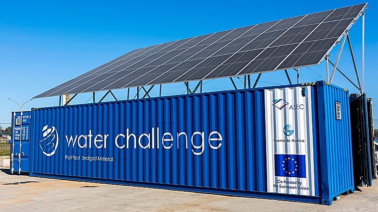 La plata de Water Challenge en el puerto de Huelva está alimentada por energía solar