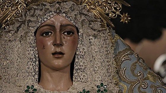 Un tertuliano de TVE se burla de la restauración de la Macarena: «Quiero ver un reality»