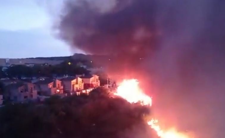 La Policía detiene en Camas a un presunto pirómano por provocar varios incendios en el municipio