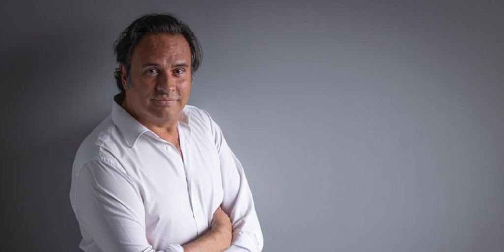 Manolo Carrasco: «La música es un medio para liberar el dolor y la impotencia»