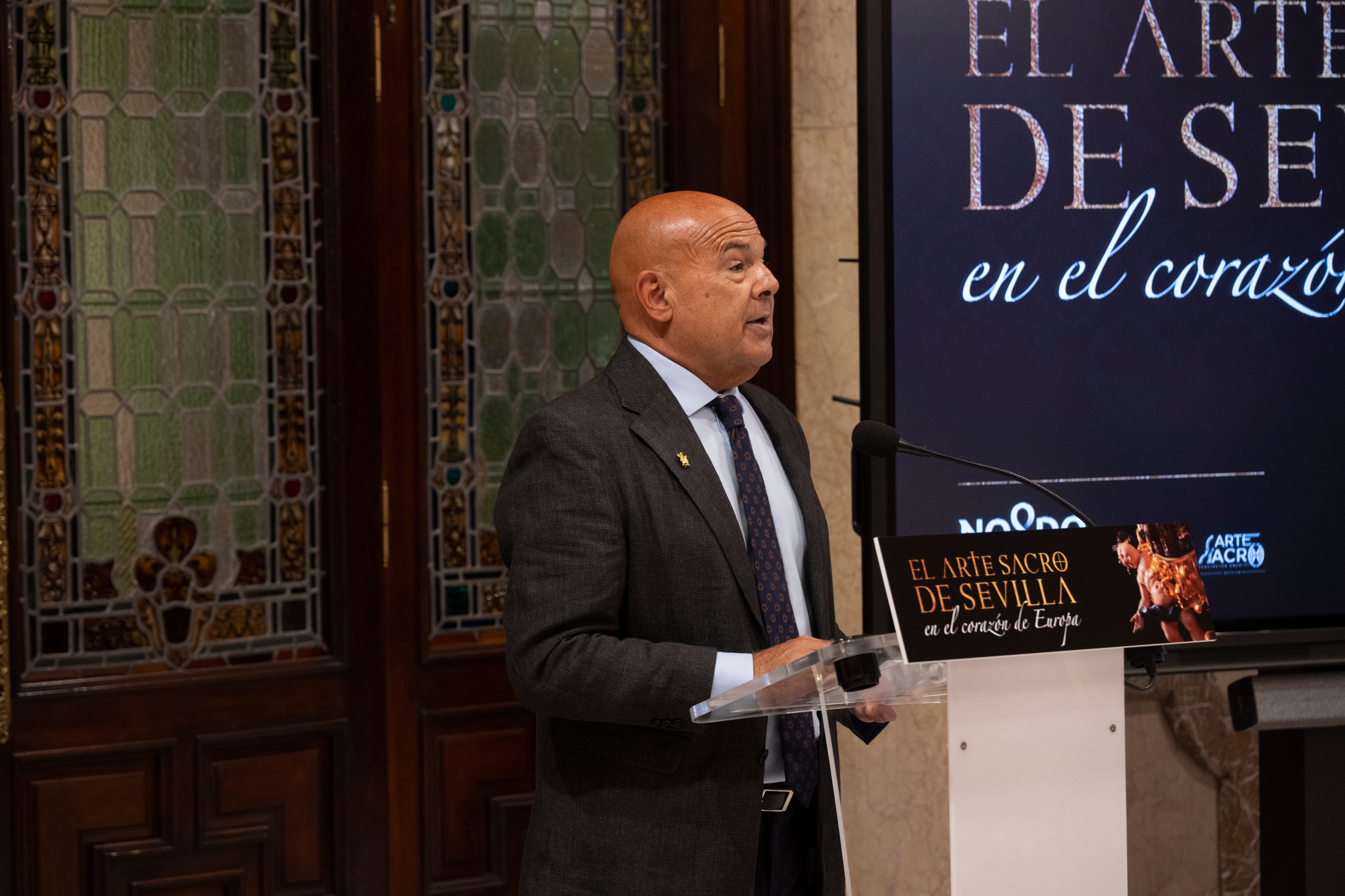 Las imágenes de la presentación de la exposición de arte sacro en Bruselas