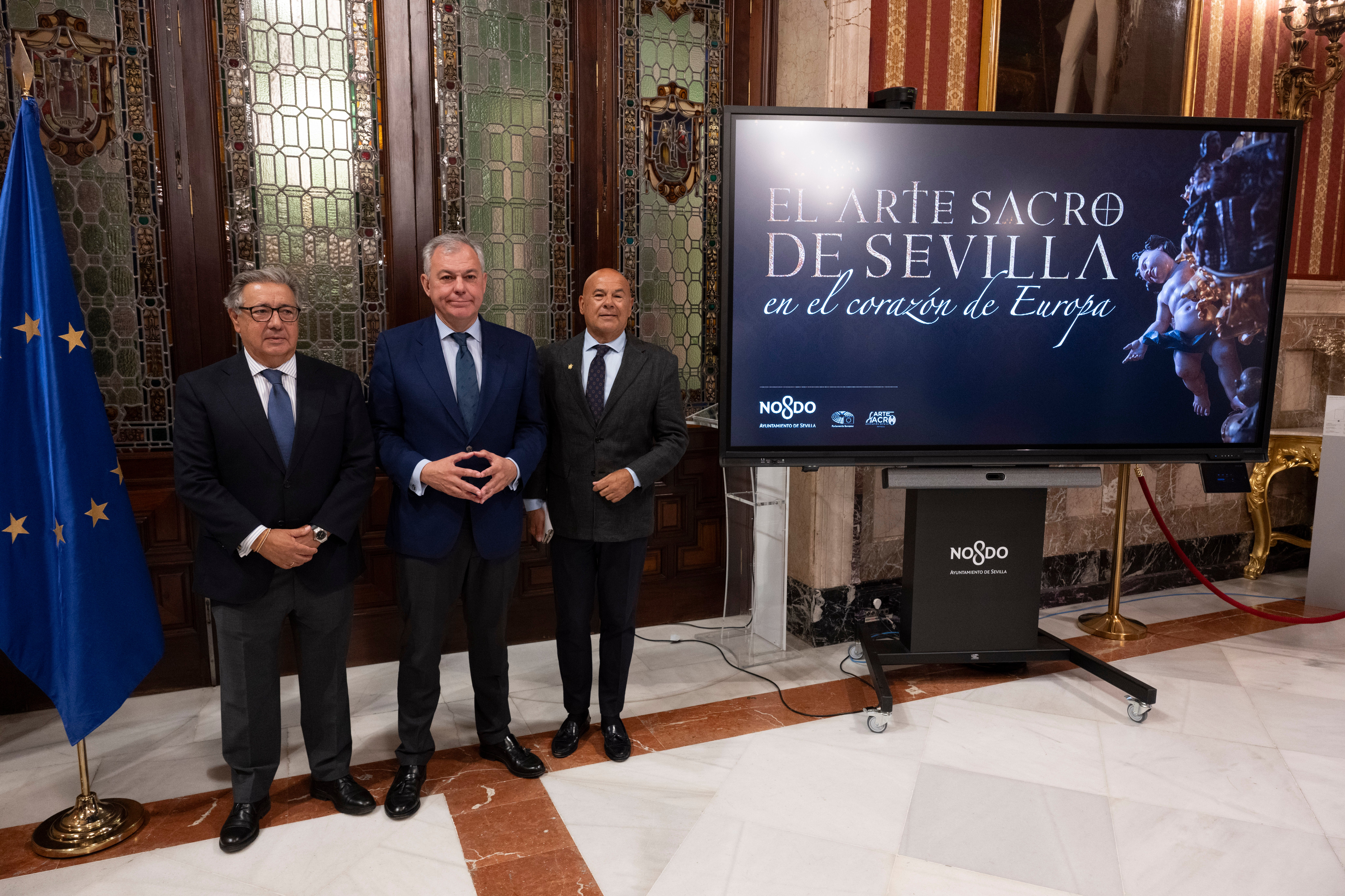 Las imágenes de la presentación de la exposición de arte sacro en Bruselas