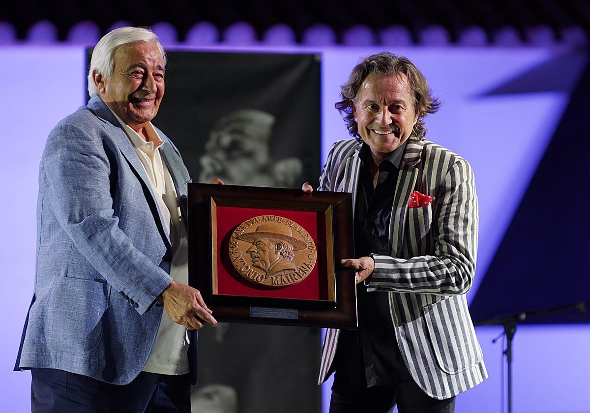 Javier Barón ha recibido el Premio Antonio Mairena al Baile