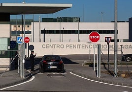 Así es 'El Palacio', la cárcel de Archidona a la que han trasladado a Carcaño: piscina climatizada y gimnasio