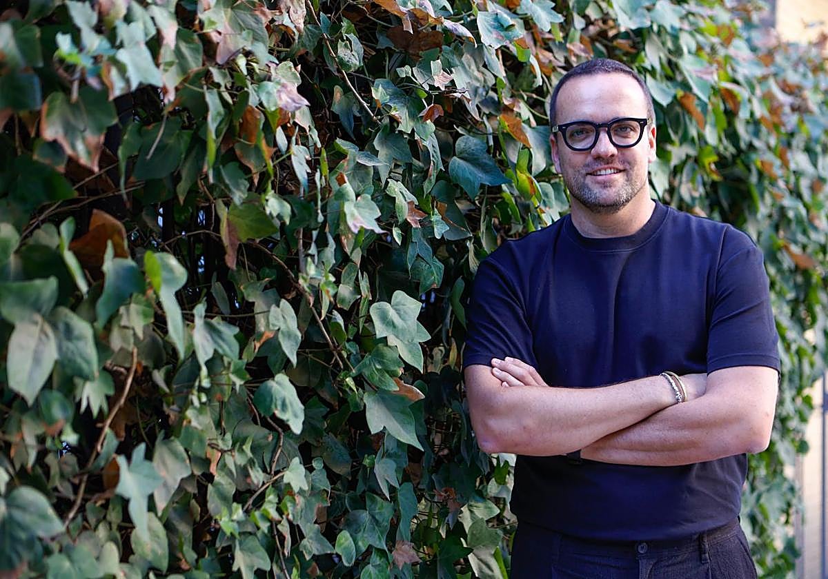 Javier Esteban es el director de Icónica, el festival experiencial de la Plaza de España