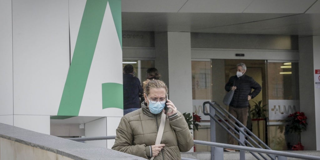Las consultas oftalmológicas reinan entre los retrasos en los hospitales de Sevilla