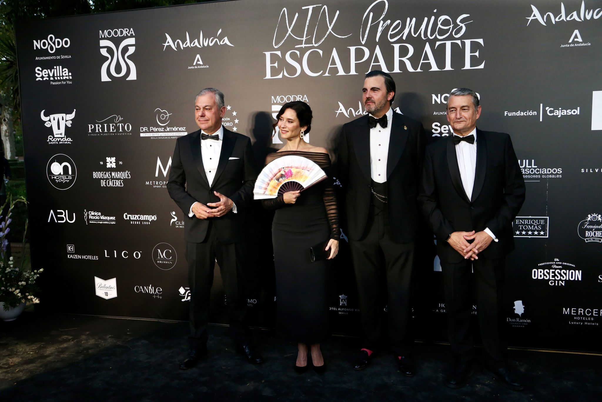 De izquierda a derecha: el alcalde de Sevilla, José Luis Sanz; la presidenta de la Comunidad de Madrid, Isabel Díaz Ayuso; Mario Niebla del Toro, y el consejero de Presidencia de la Junta de Andalucía, Antonio Sanz