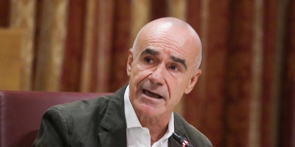 Antonio Muñoz defiende que el aeropuerto de Sevilla no necesita una ampliación