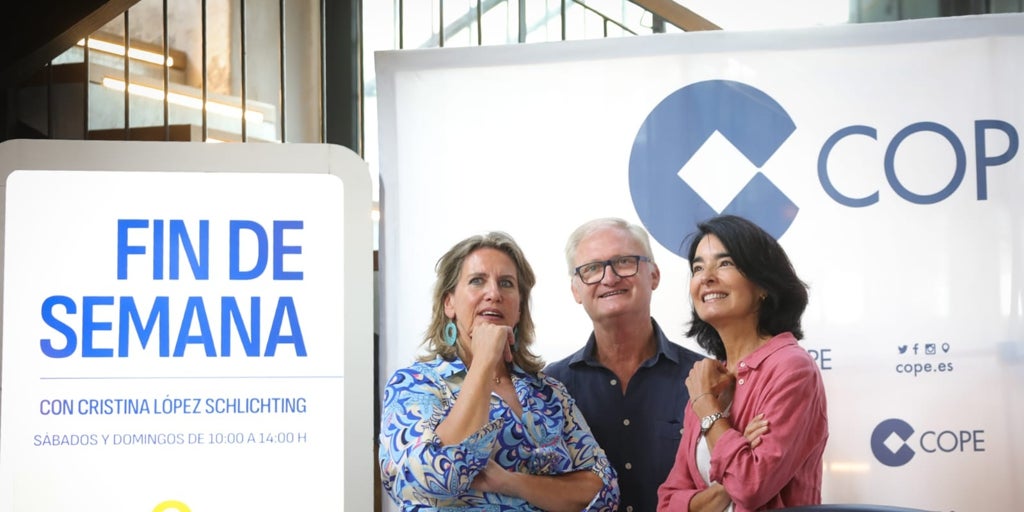 Cristina López Schlichting en la emisión de su programa desde Sevilla: «Es una ciudad que respira belleza; tienen otra forma de vivir que Madrid»