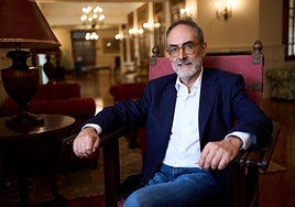 La Feria del Libro Antiguo de Sevilla rendirá un homenaje a Antonio Rivero Taravillo con la lectura póstuma de su pregón