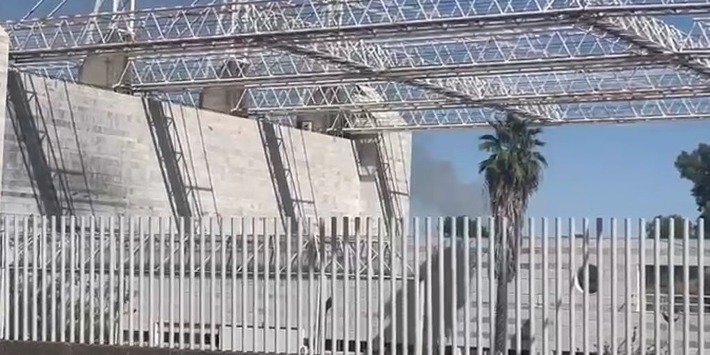 Nuevo incendio en la isla de la Cartuja de Sevilla, el tercero en una ...