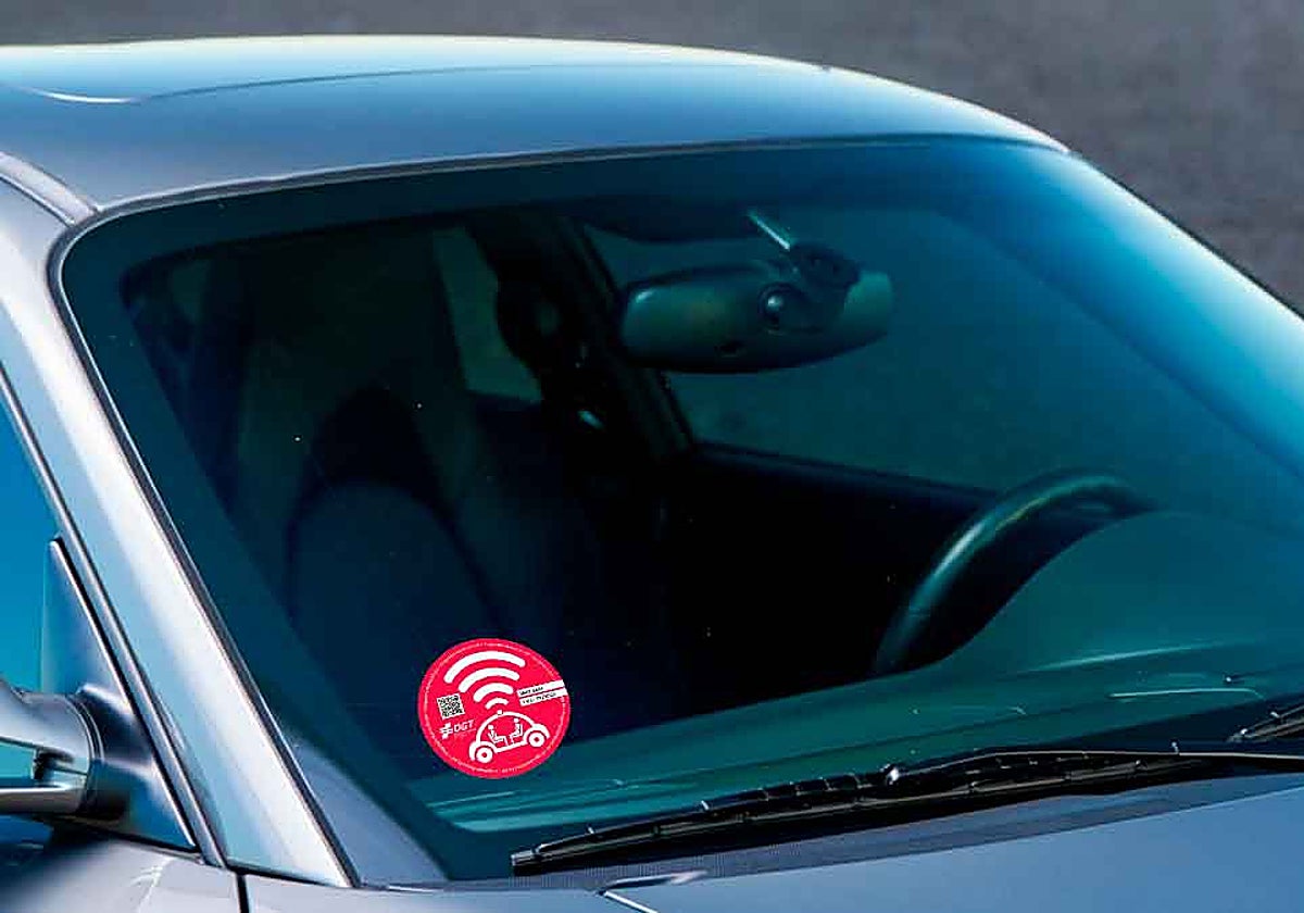 Nueva etiqueta rosa de la DGT