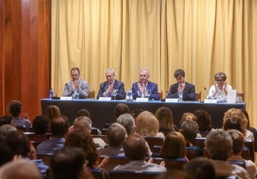 La Feria del Libro Antiguo revive el ingenio literario de Antonio Rivero Taravillo con la lectura póstuma de su pregón