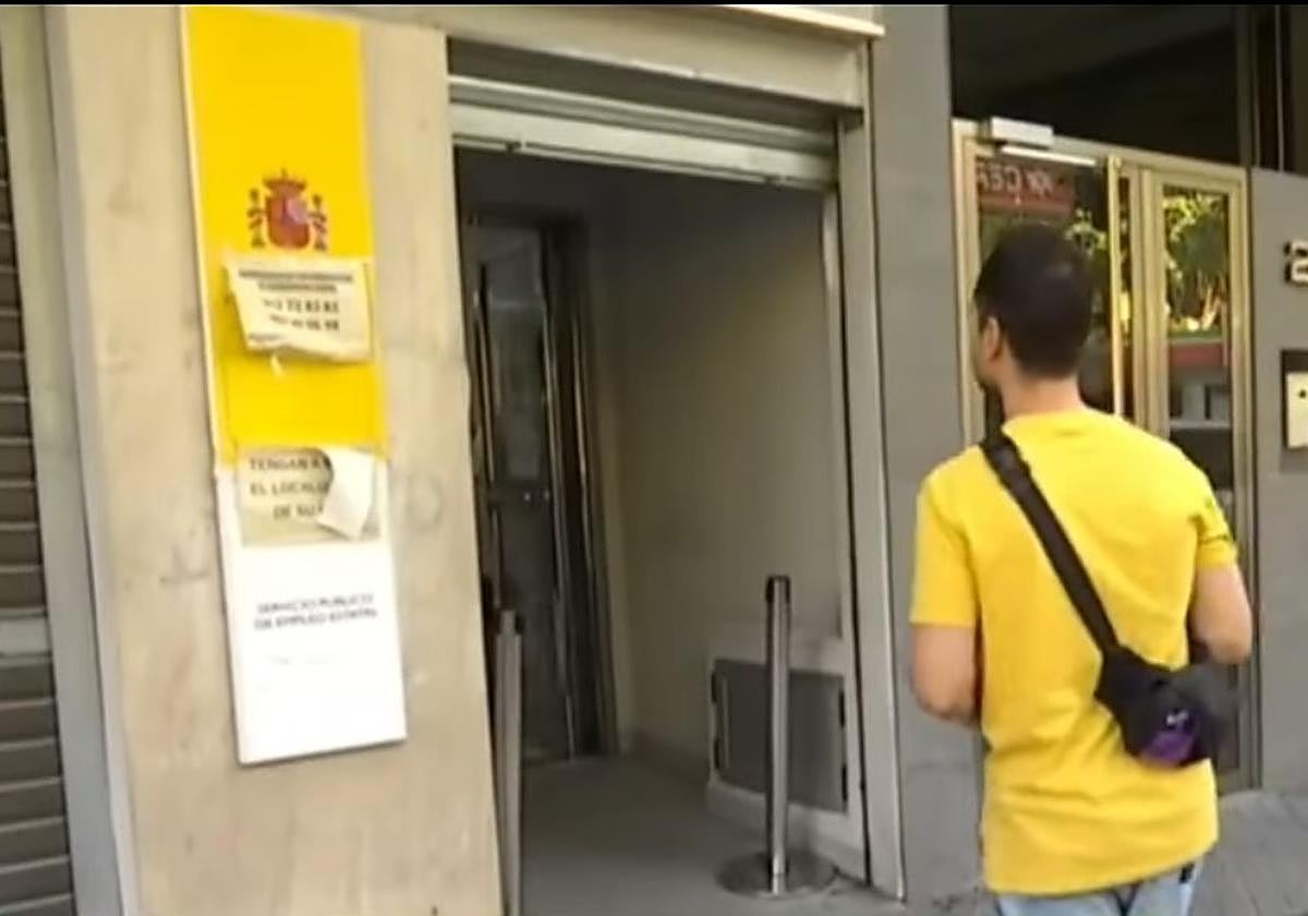 Imágenes de clientes de la Asociación de Ayuda al Endeudamiento