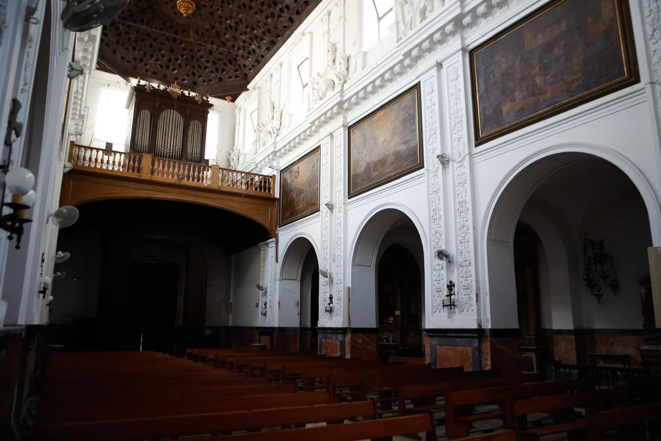 En imágenes, Los Javieres abre la iglesia de los jesuitas a Sevilla