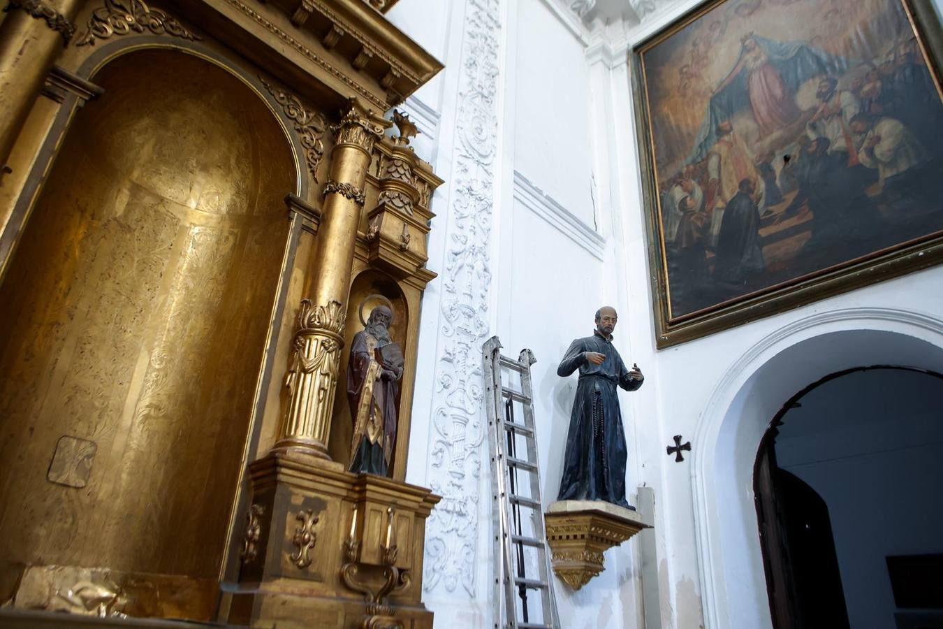 En imágenes, Los Javieres abre la iglesia de los jesuitas a Sevilla