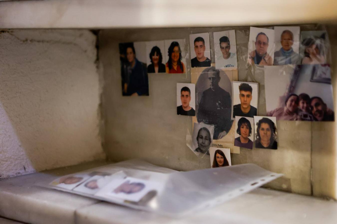 En imágenes, Los Javieres abre la iglesia de los jesuitas a Sevilla