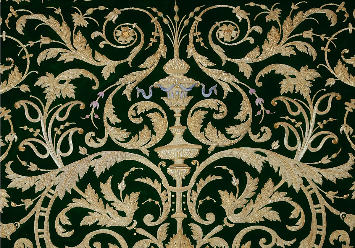 Nuevo manto de la Esperanza de Triana