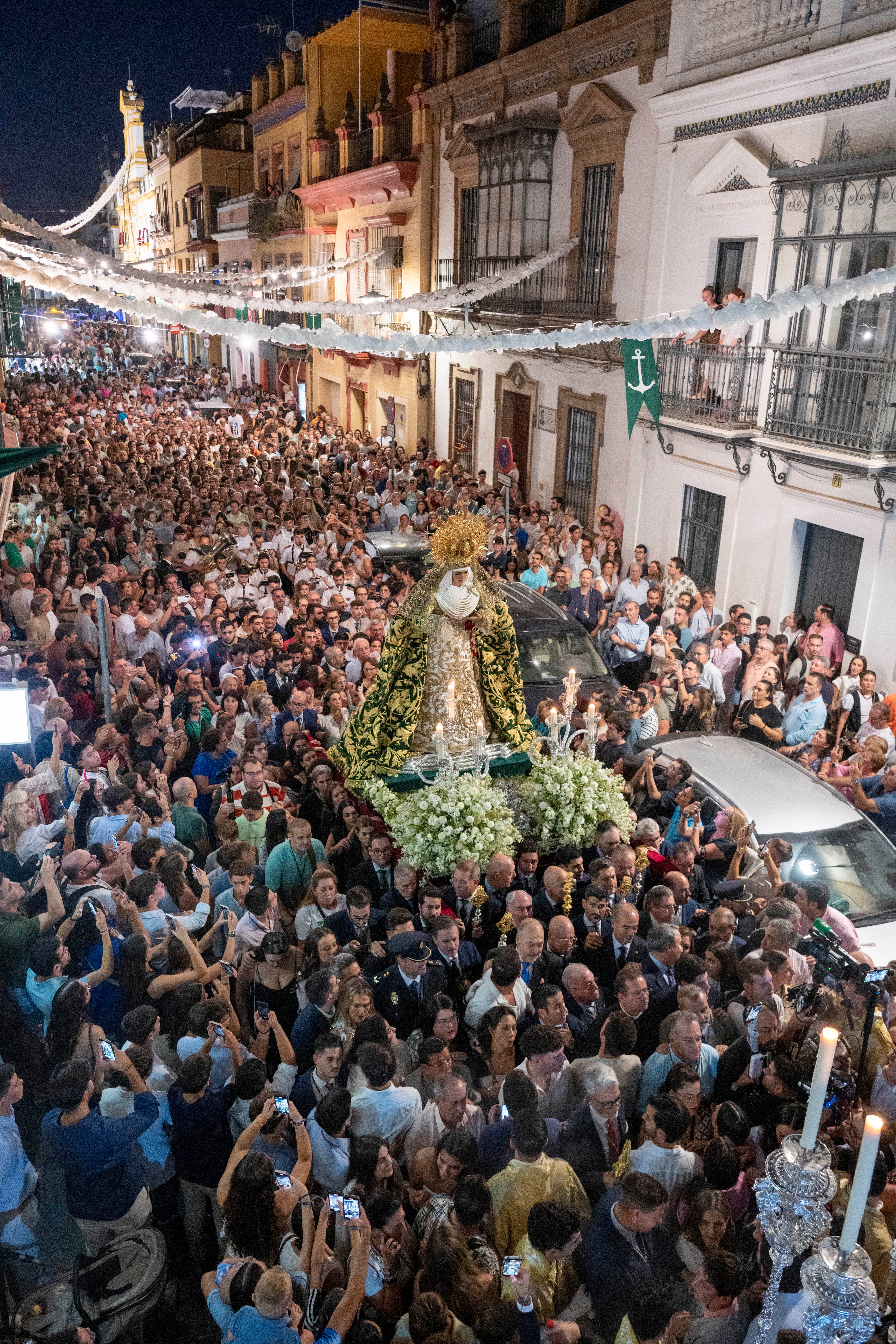 El traslado de la Esperanza a Santa Ana