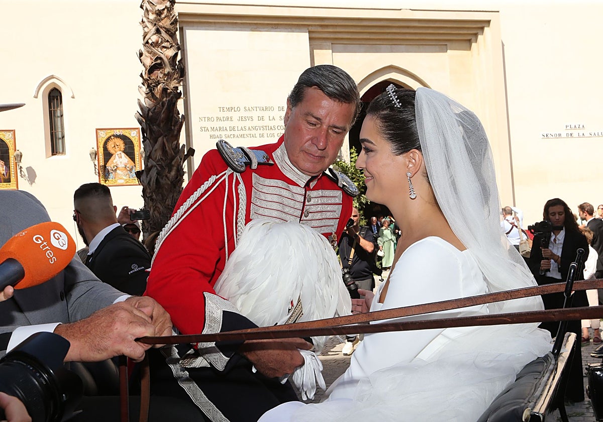 La boda de Cayetano Martínez de Irujo y Bárbara Mirjan, en imágenes