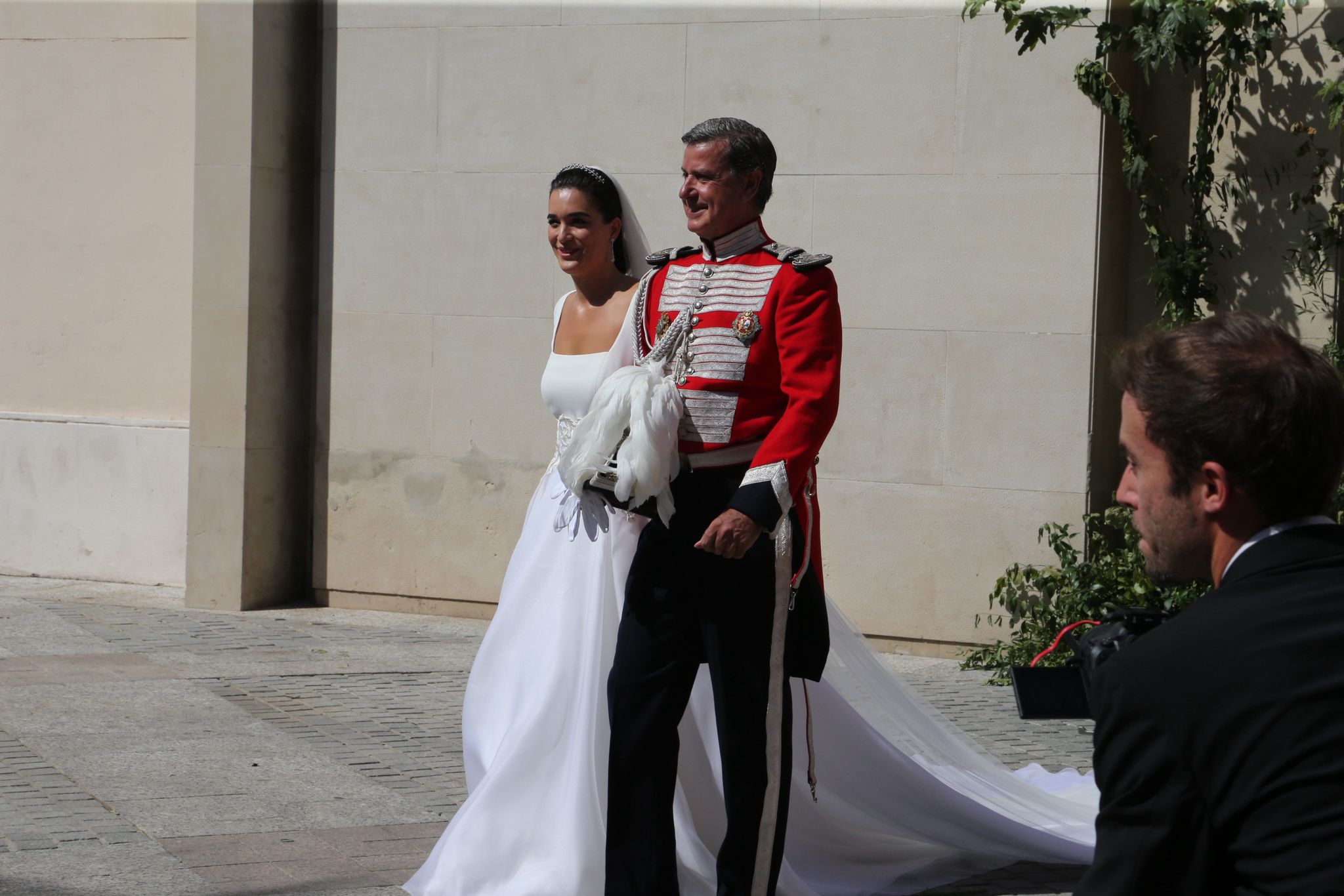 La salida de los novios del templo