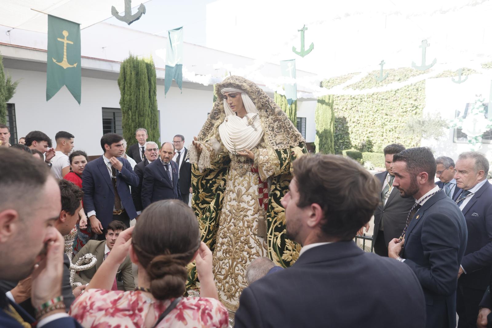 La Esperanza en el interior de la Parroquia San Pío X