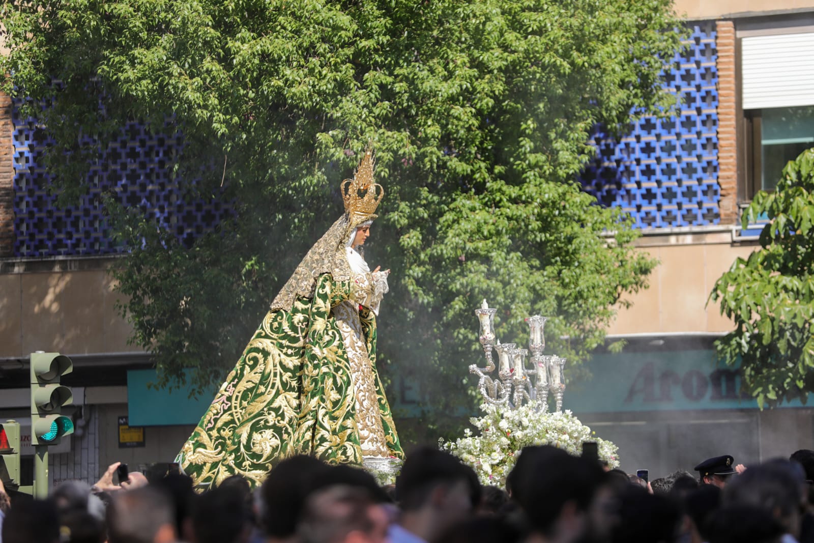 Caminando por la calle Felipe II