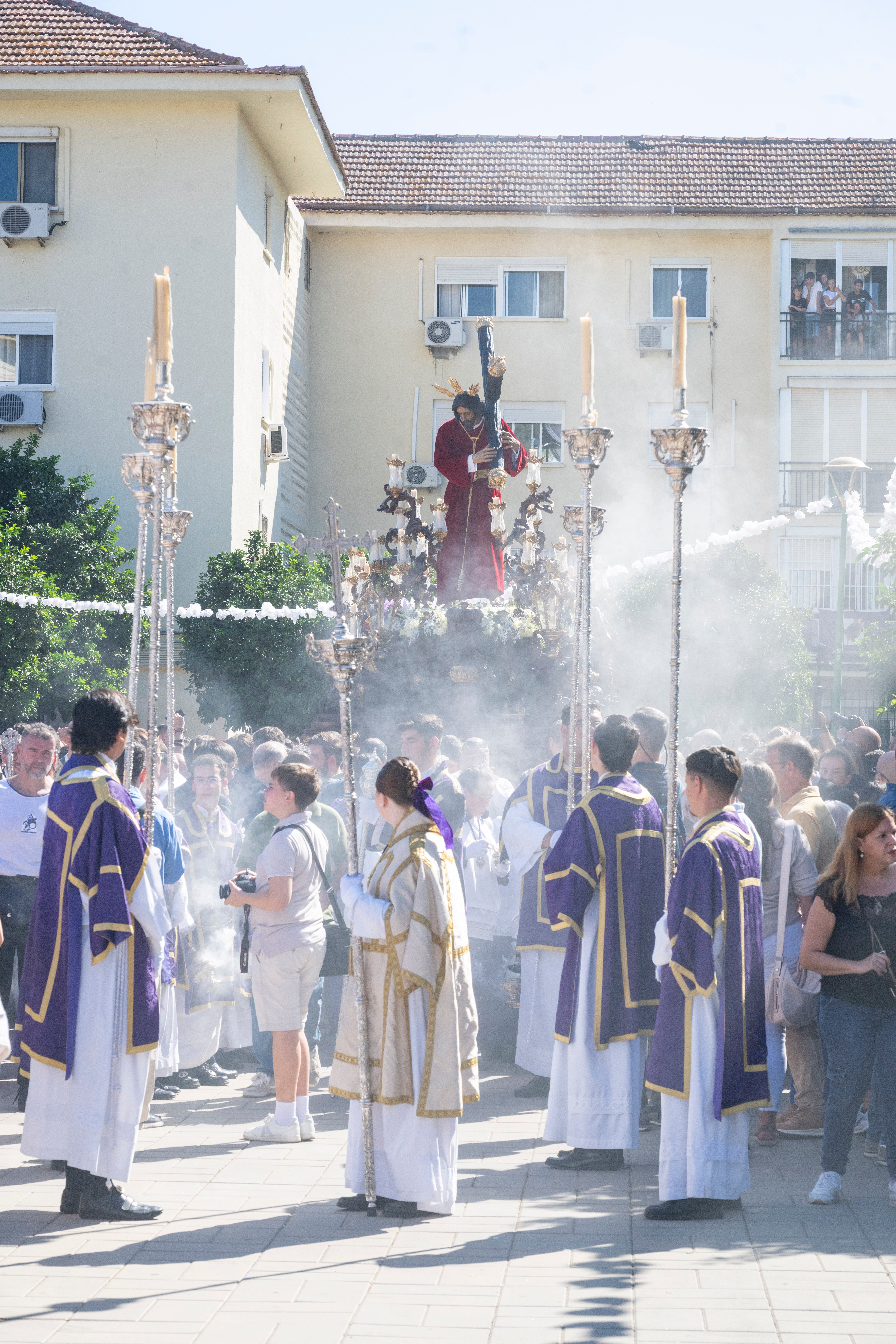La procesión extraordinaria del Señor del Divino Perdón, en imágenes