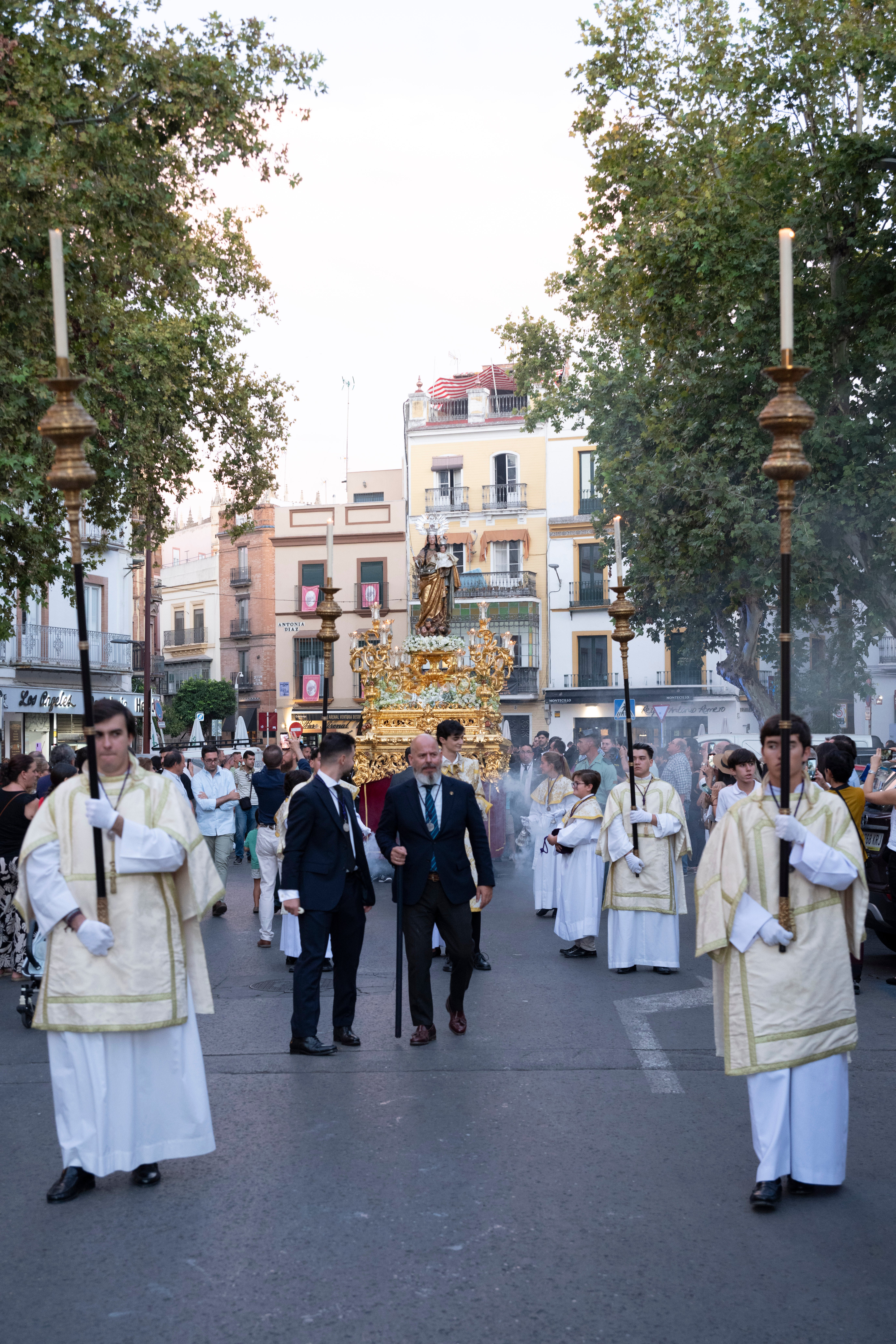 Las procesiones del primer sábado de octubre, en imágenes