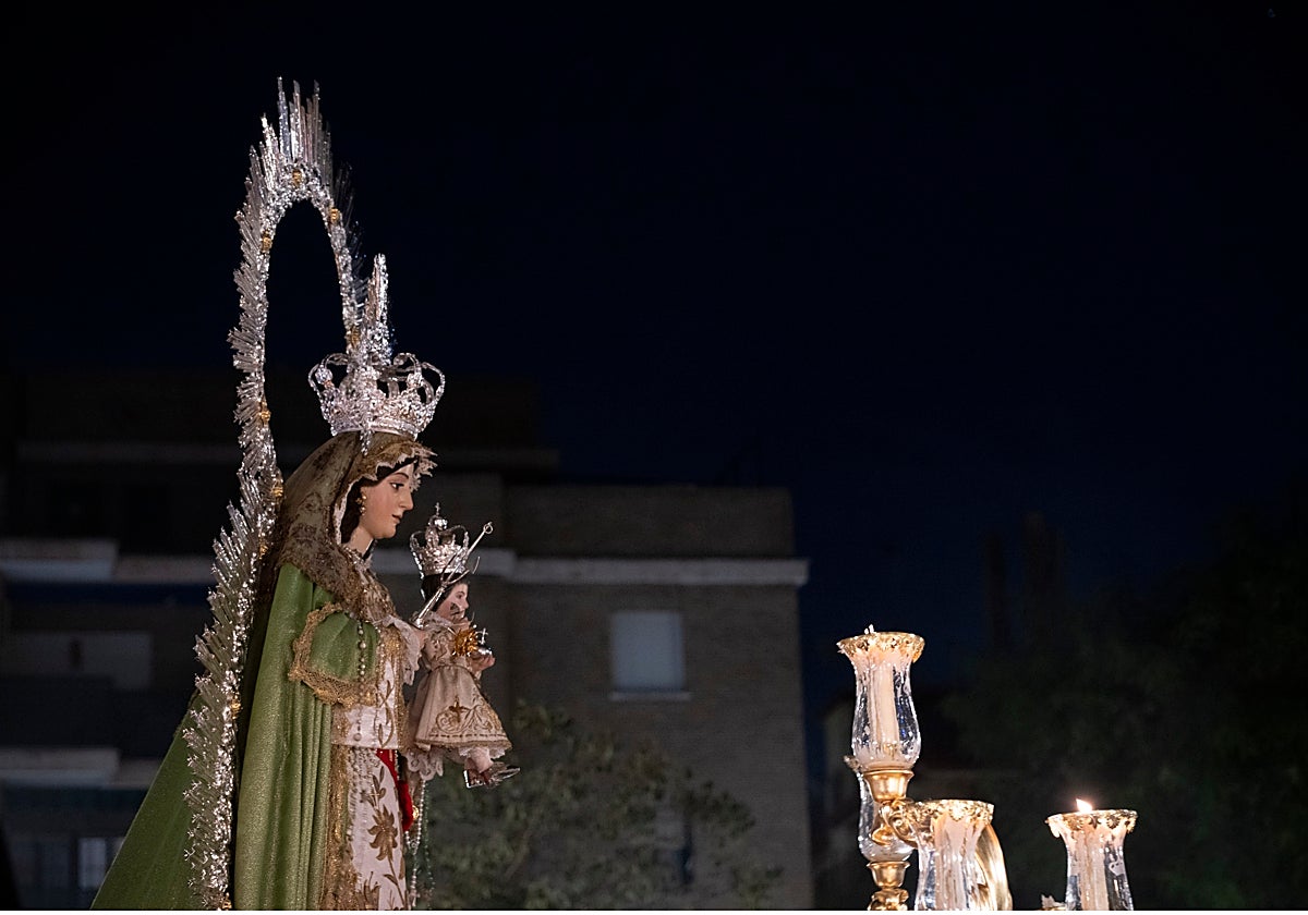 La Esperanza Divina Enfermera