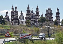 El papa del Palmar de Troya organiza una 'magna': «Prometemos dejar que te vayas después»