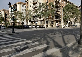 Seis calles del entorno del Prado tendrán zona azul en Sevilla a partir de 2026