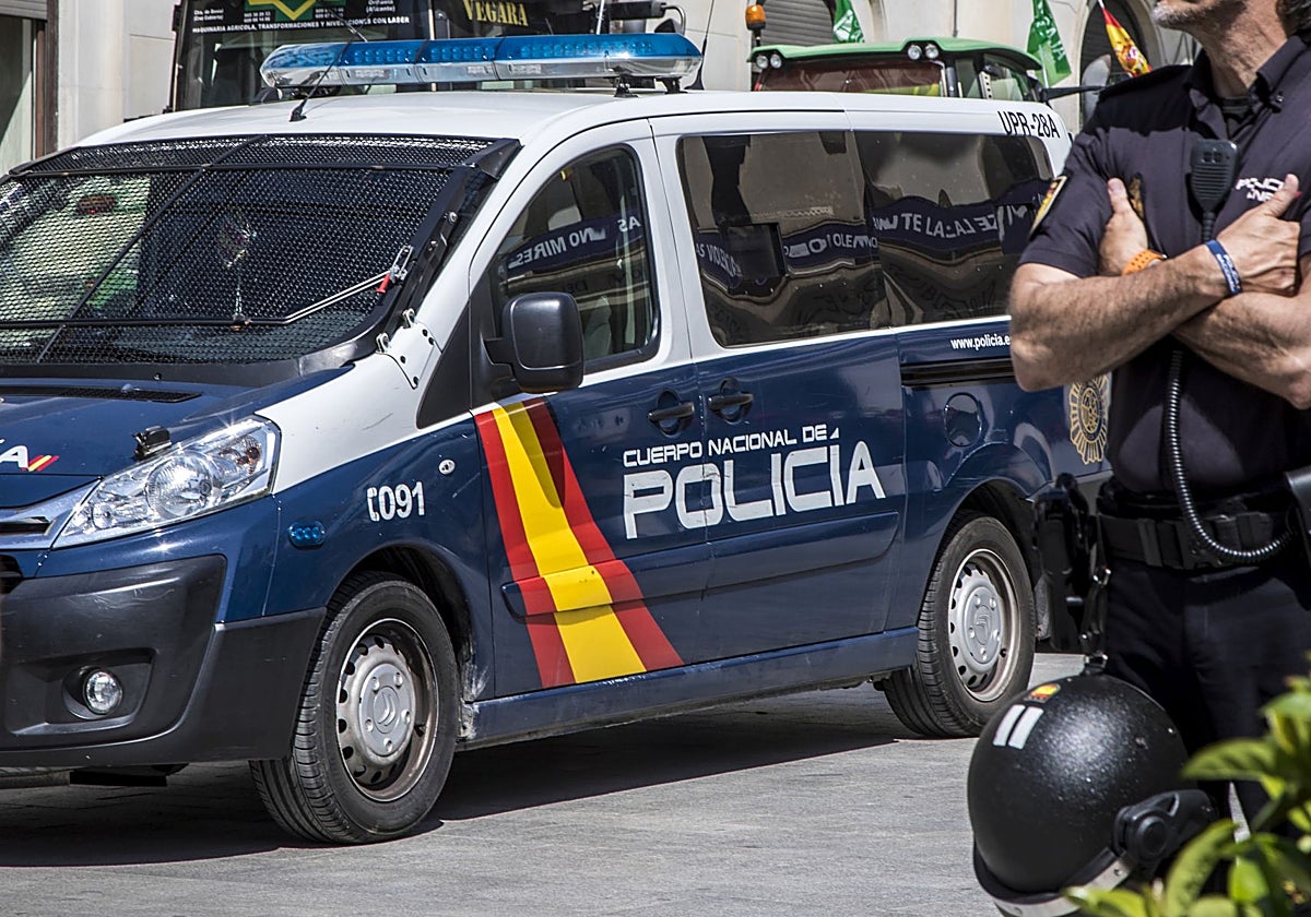 Imagen de una patrulla de la Policía Nacional