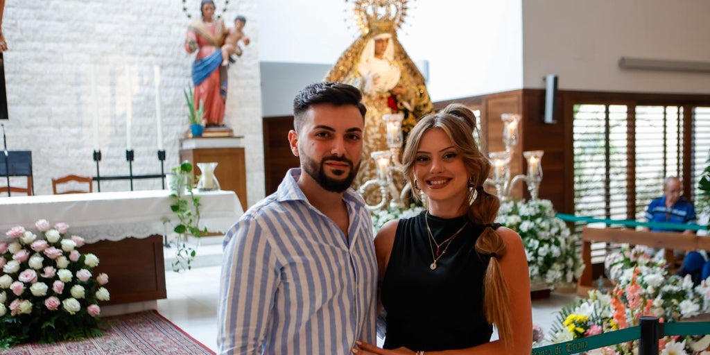 EL 'MILAGRO' DE LA ESPERANZA DE TRIANA: DOS NOVIOS SE CASAN ANTE SU VIRGEN EN LAS LETANÍAS