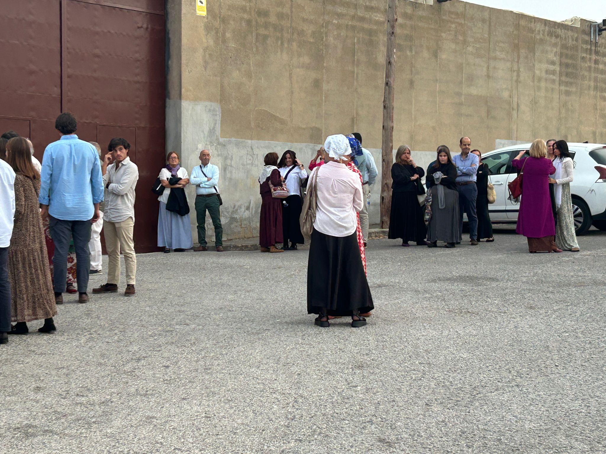 La extravagante jornada de ‘puertas abiertas’ en la secta del Palmar de Troya, en imágenes