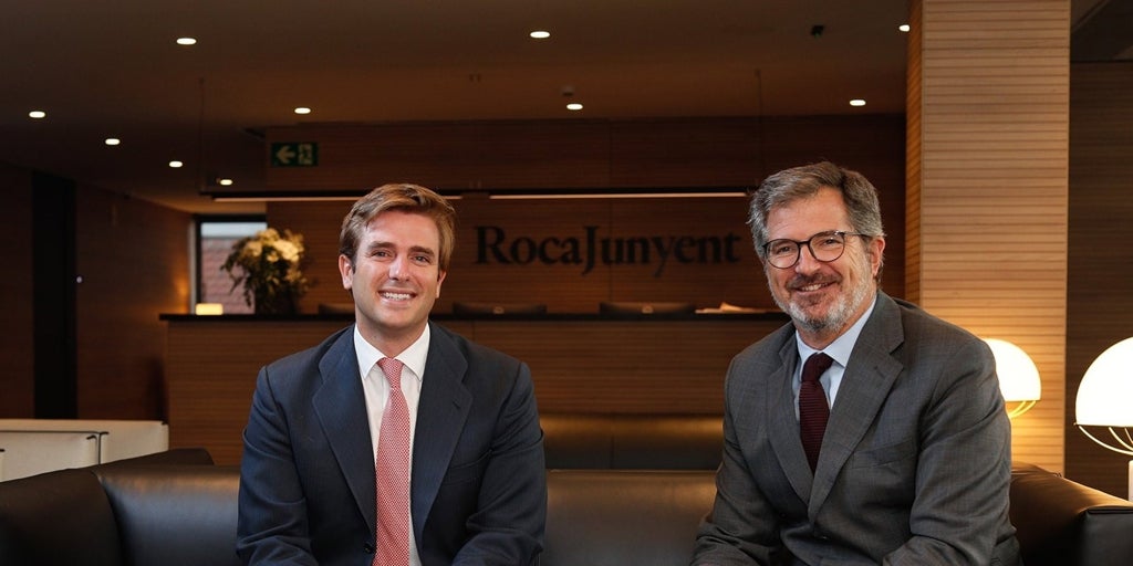 RocaJunyent ficha a Javier Arenas Olivencia como socio