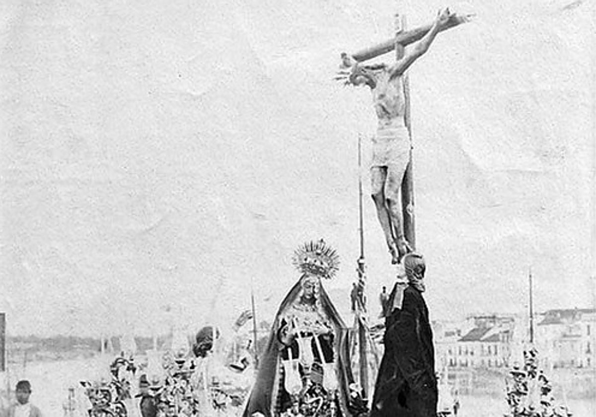 El primitivo Cristo de las Aguas en su paso de misterio