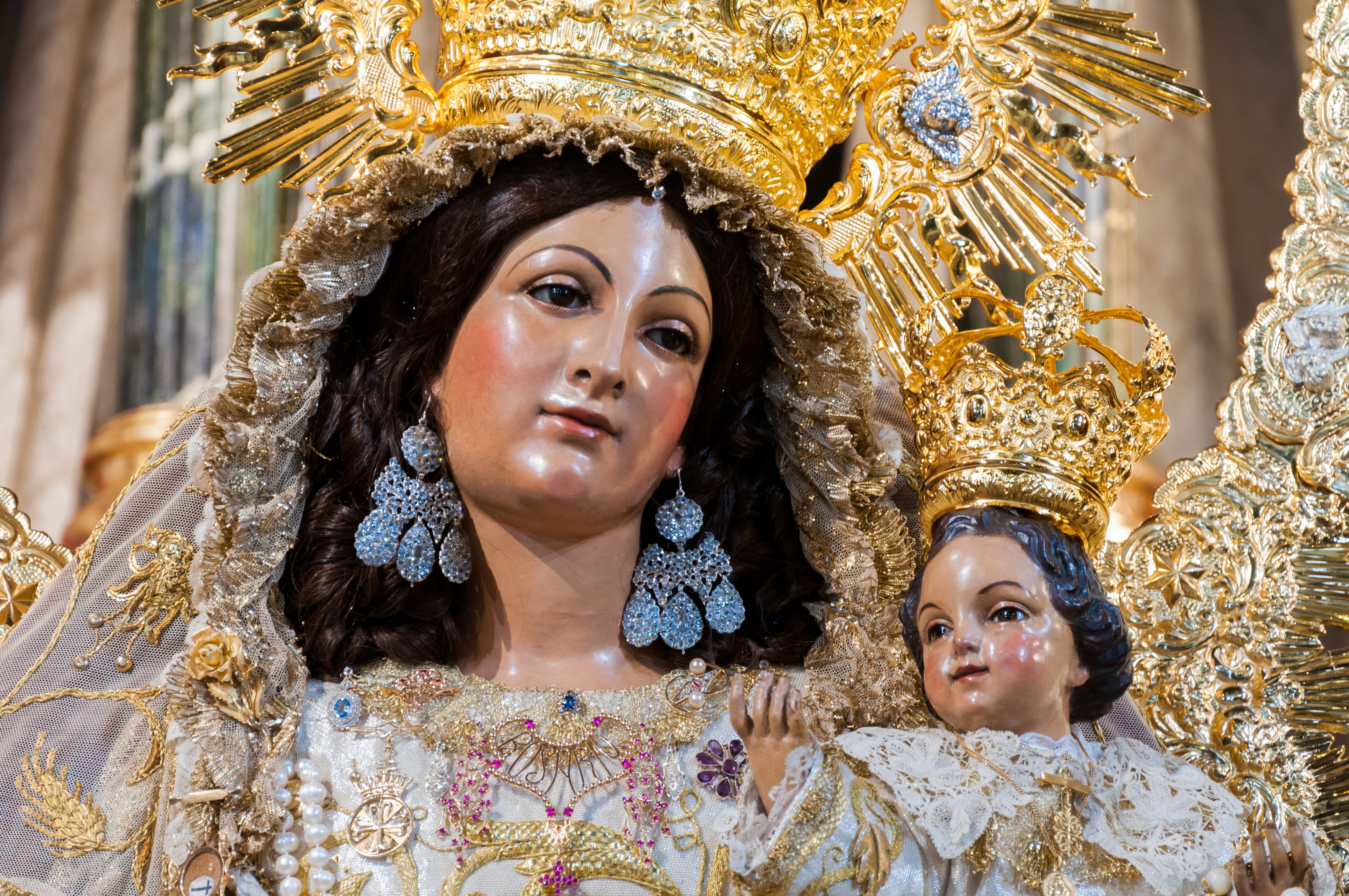 La Virgen del Rosario de San Julián