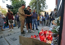 Concentración por Sandra, la menor que se suicidó por sufrir acoso escolar en Sevilla