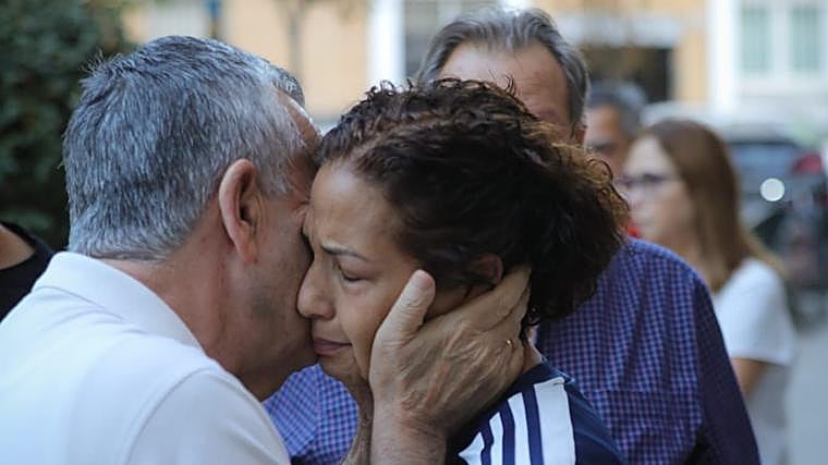 Indignación por la muerte de Sandra a las puertas del colegio en San Carlos