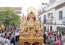 La salida del Rosario de San Julián y la Virgen de las Nieves, en imágenes