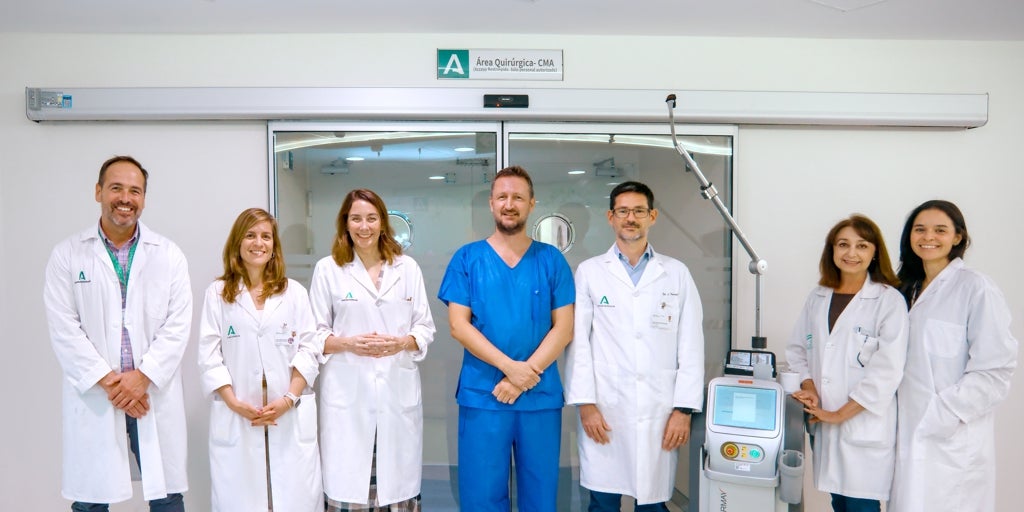 El Hospital Virgen del Rocío incorpora un equipo láser que evita que los desplazamientos a Madrid
