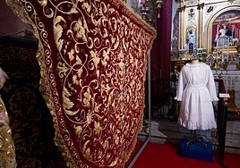 La Pastora de Santa Marina muestra los más de cien estrenos de la coronación